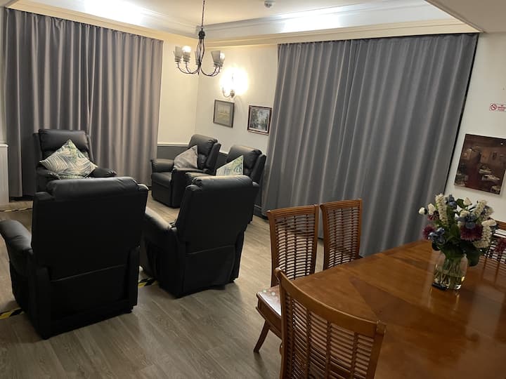 Room 2 Ensuite Shower - Bristol