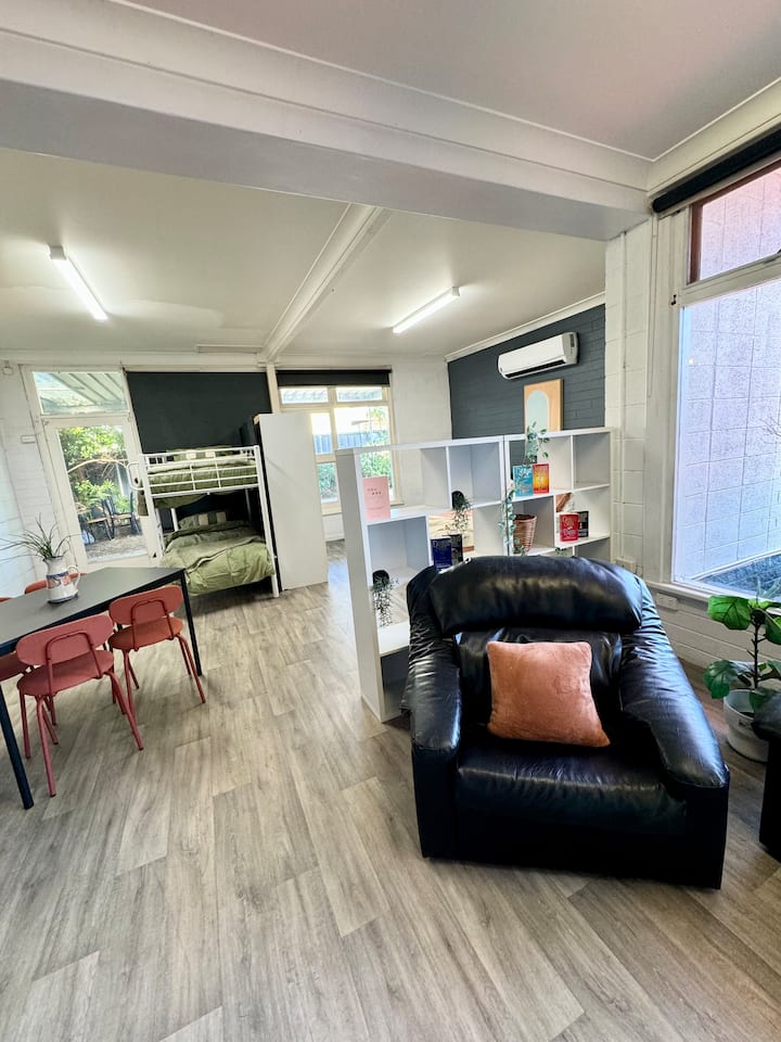 Golden Hour Studio - Waikerie