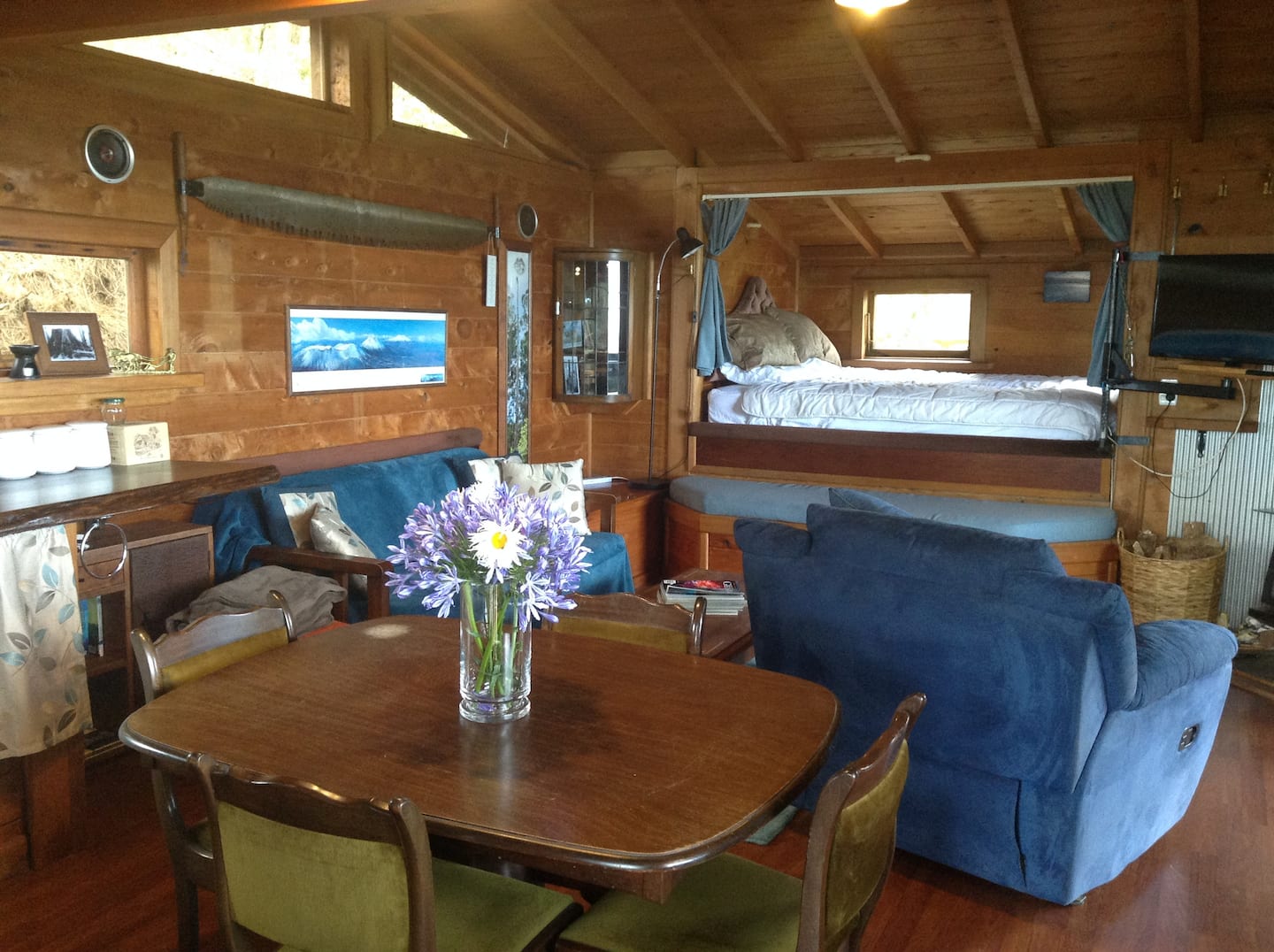 Hermits' Hideaway. 3