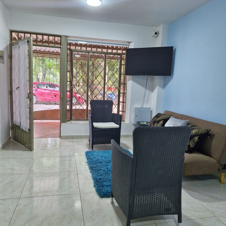 Casa De Flores - Palermo, Colombia