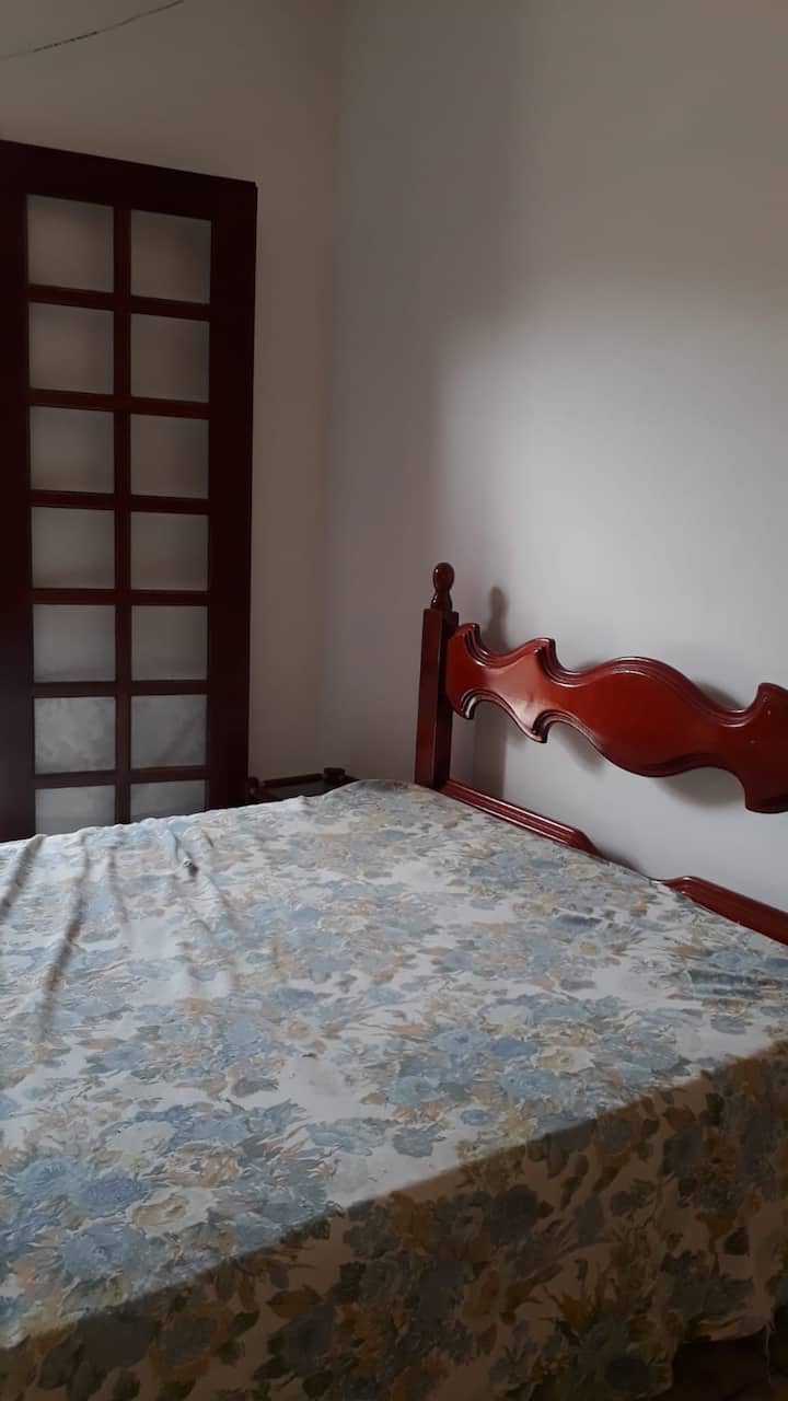 Edicula/Chumba cha kulala