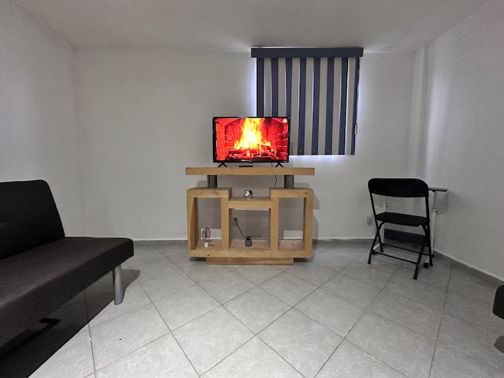 Suite 9 · Wifi · Aut. Méx–qro · Parking · 24/7 - Cuautitlán