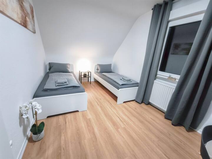 საძინებელი 4