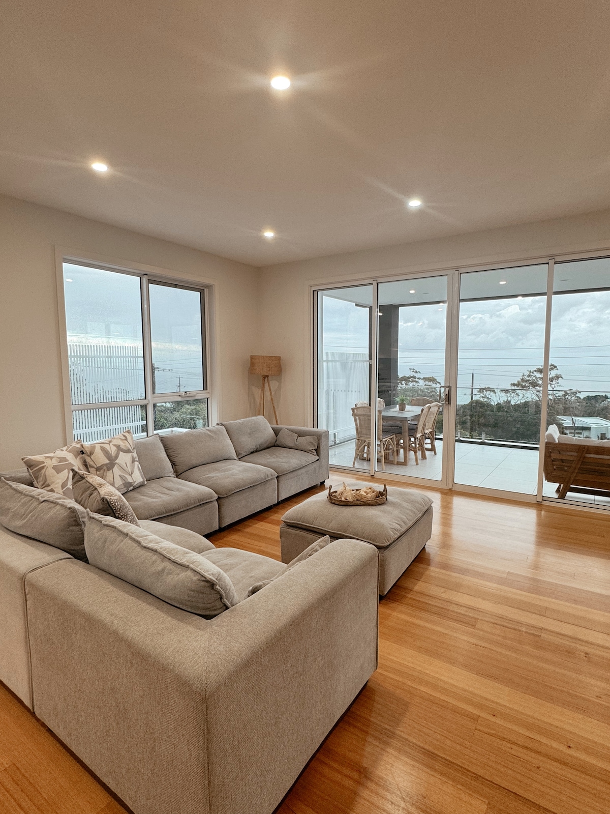 Top performing Airbnb: Nirvana By The Bay in Mc Crae