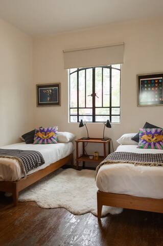 Cozy 3BR home in Condesa gallery image 5