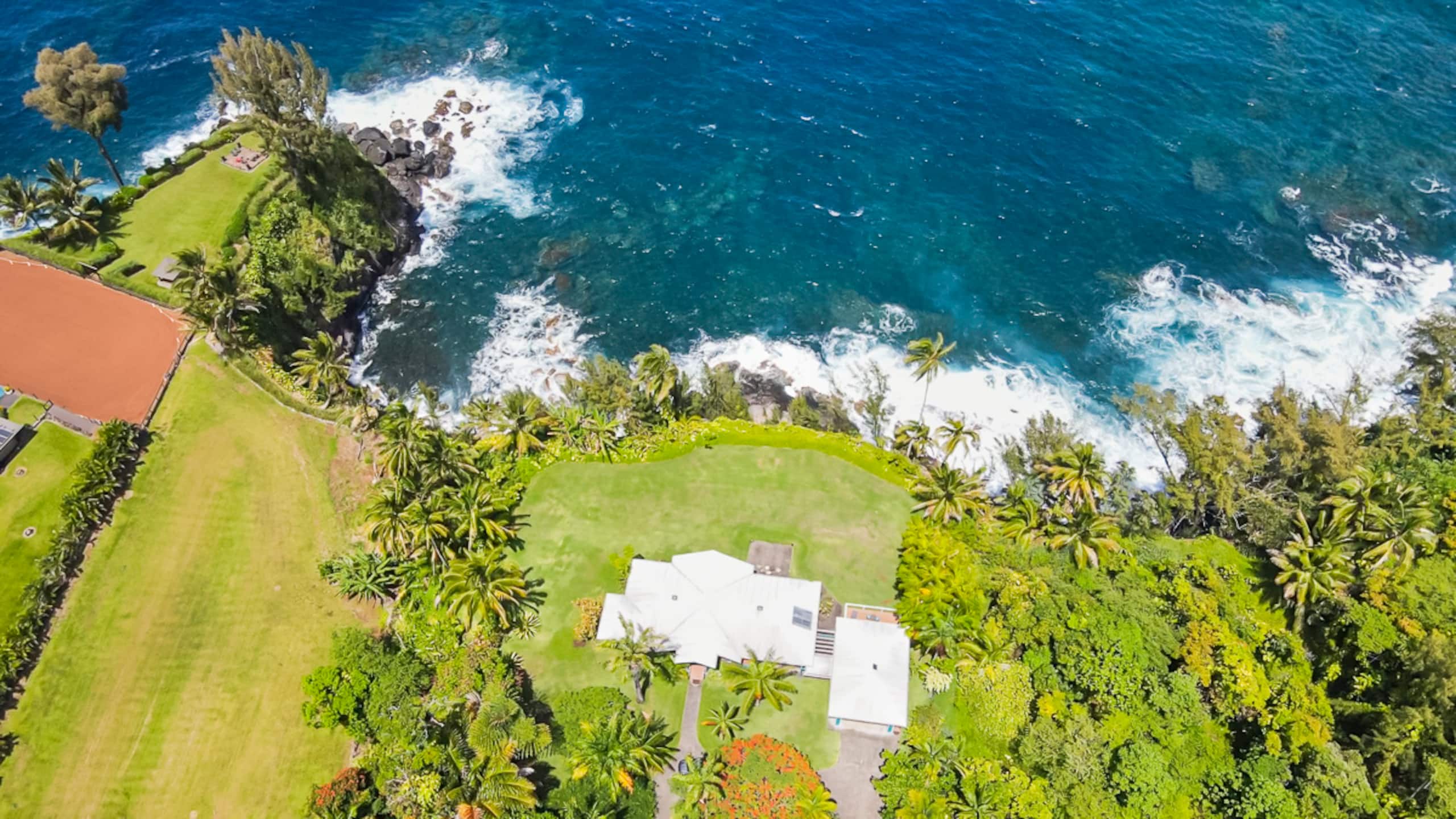 Home in Hakalau · ★4.97 · 2 bedrooms · 2 beds · 1 bath - Photo 62