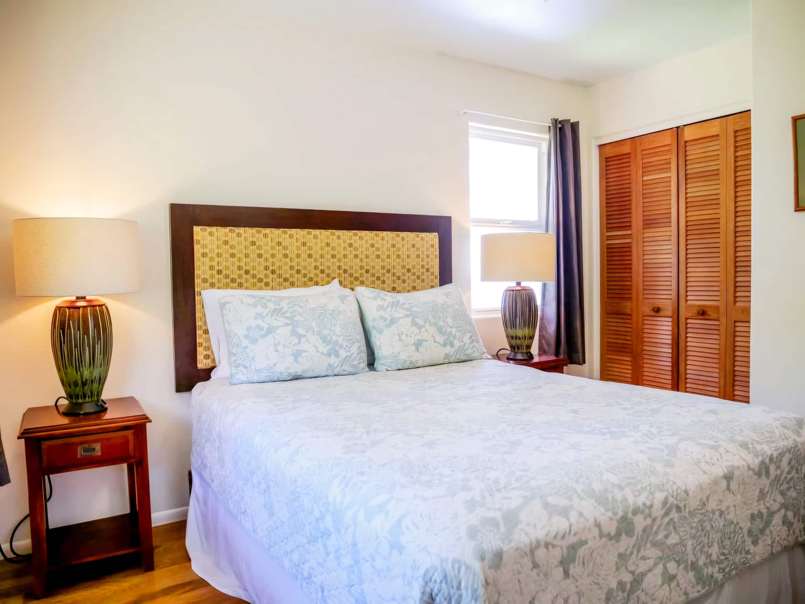 Home in Hakalau · ★4.97 · 2 bedrooms · 2 beds · 1 bath - Photo 13