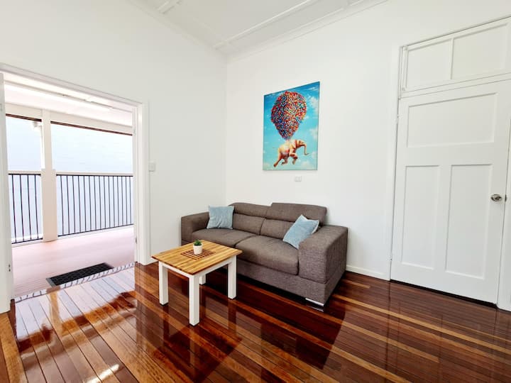 2 Bedroom Unit In Maryborough Cbd - Maryborough