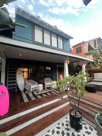 Rock & Roll Haven in the heart of Venice