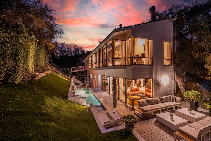 The Beverly Hills Tree House - Villas for Rent in Beverly