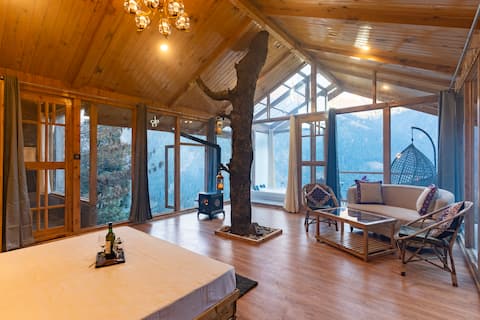 Hidden Heights Treehouse, Jibhi | Jacuzzi