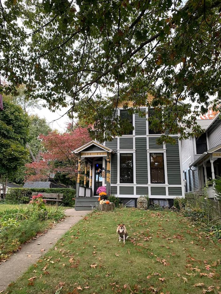 Historic Home On The Harbor! - Connecticut