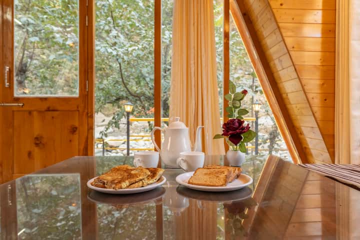 Jacuzzi Cabin On Riverbank Near Shangarh - Himachal Pradesh