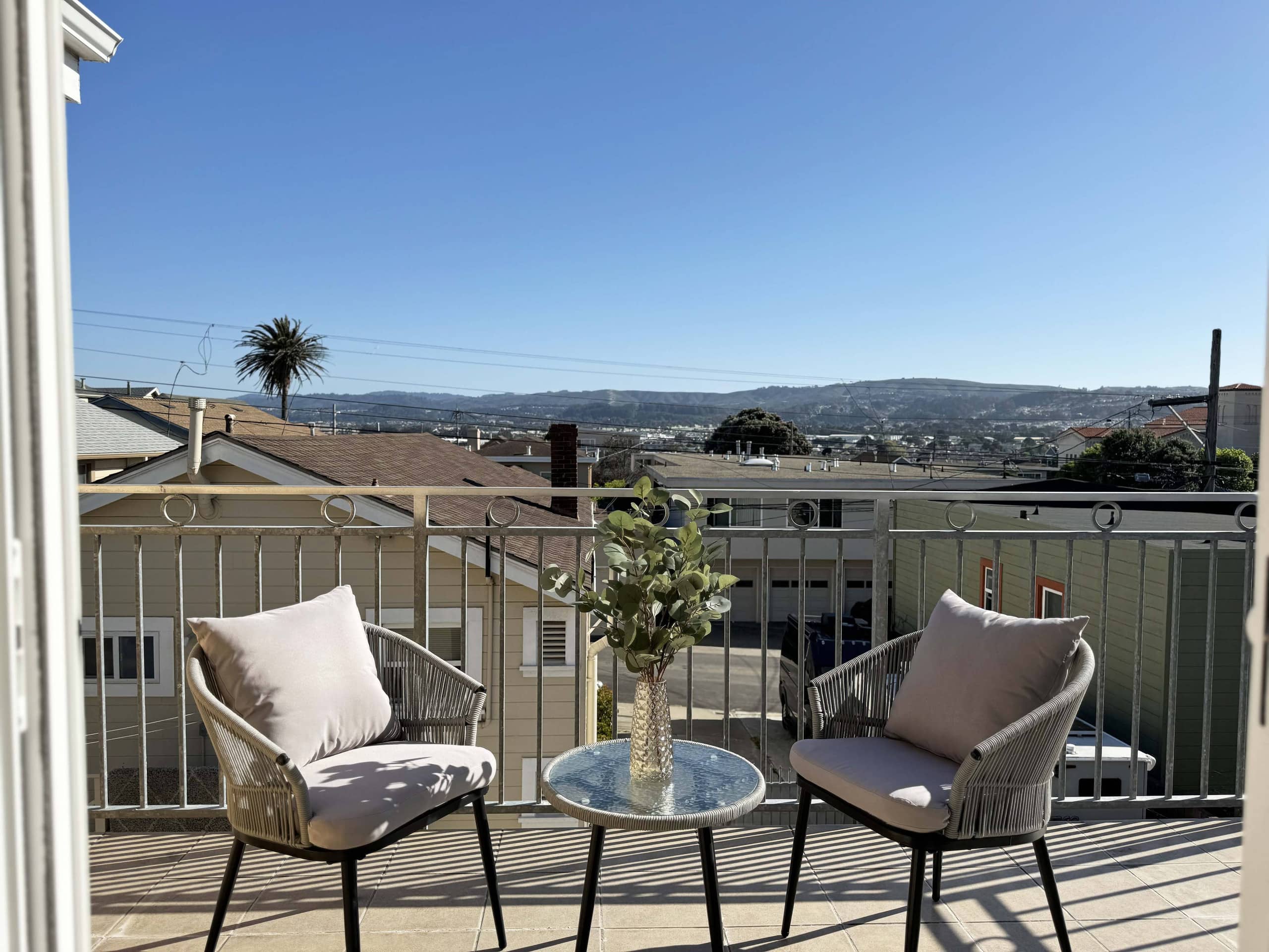 Guesthouse in South San Francisco · ★4.52 · 3 bedrooms · 3 private baths - Image 17