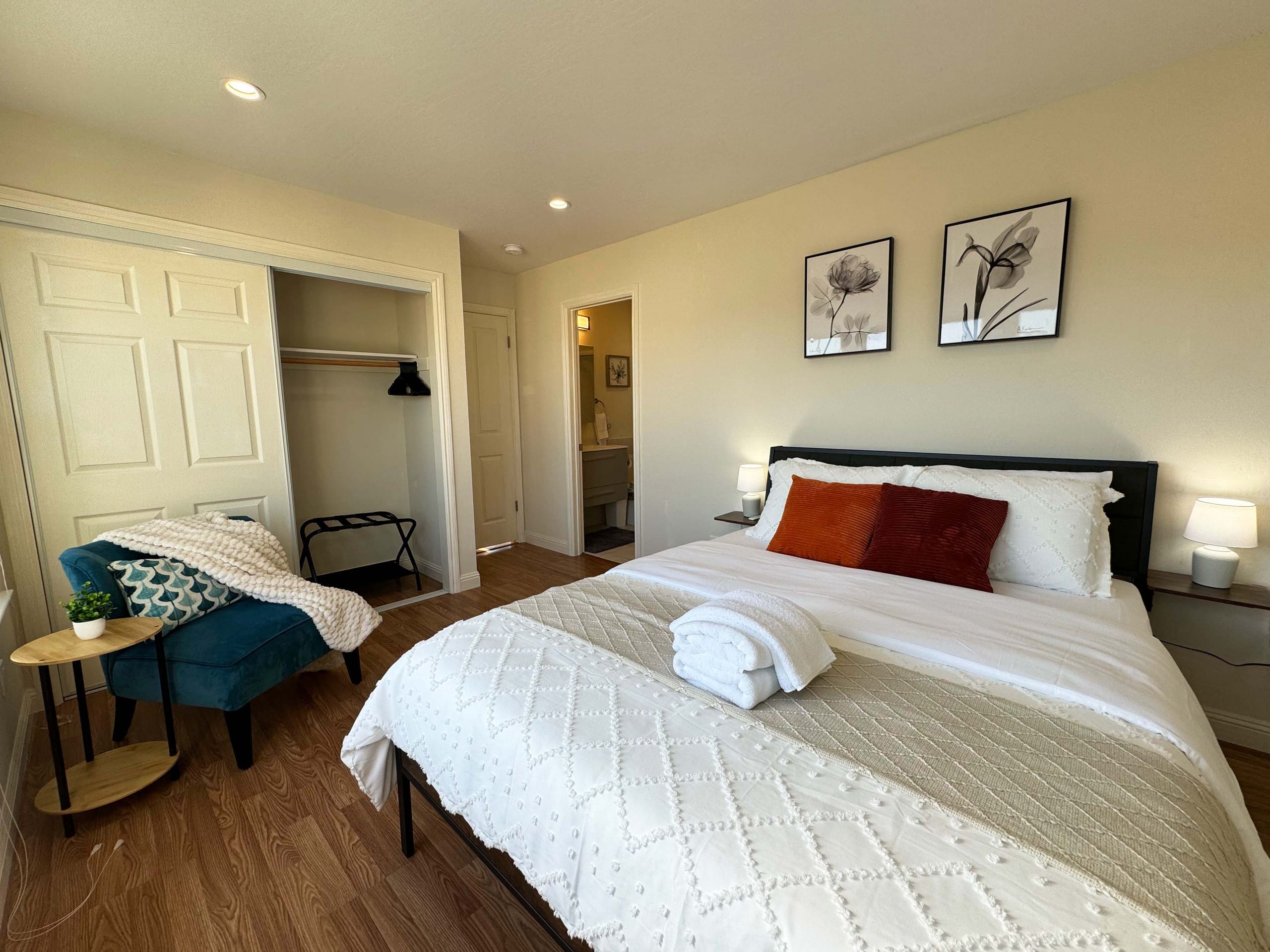 Guesthouse in South San Francisco · ★4.52 · 3 bedrooms · 3 private baths - Image 23
