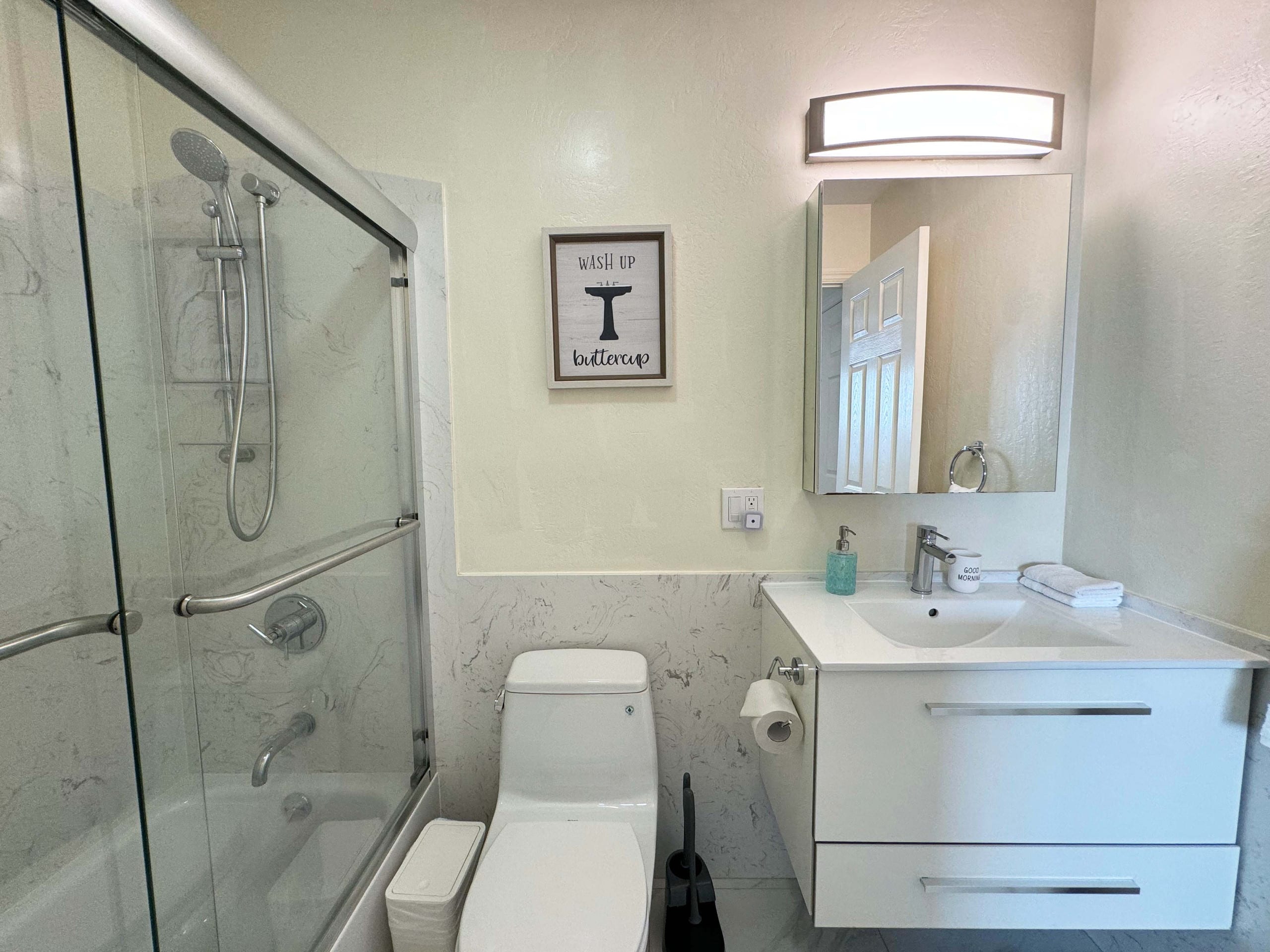 Guesthouse in South San Francisco · ★4.52 · 3 bedrooms · 3 private baths - Image 35