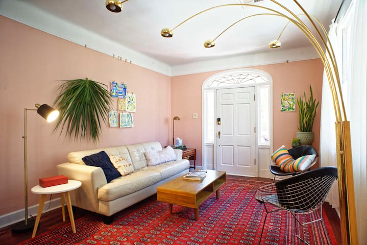 Oak-lines Ursulines Ave raised style funky house