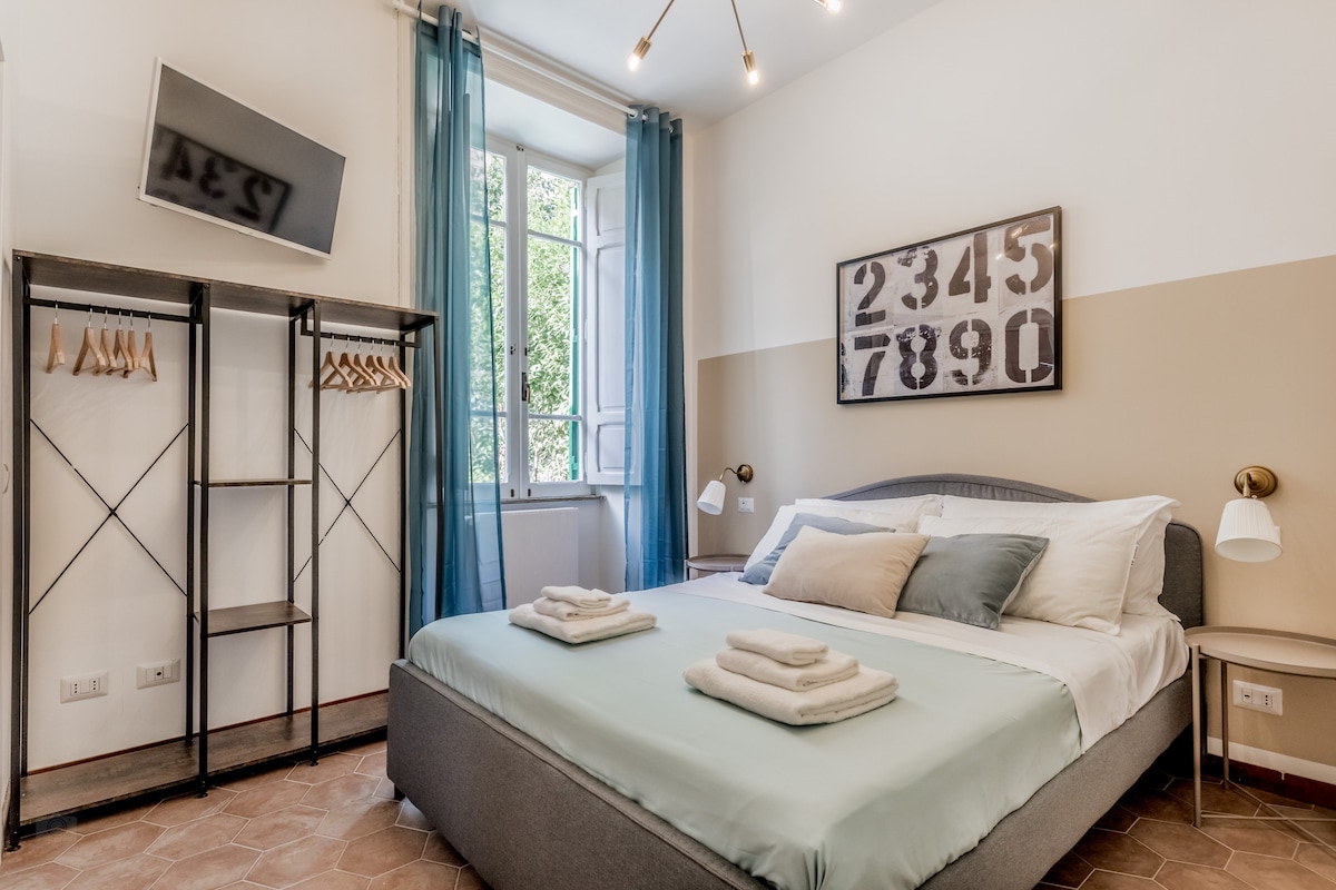 Design, 32-inch tv, licht en rustig.