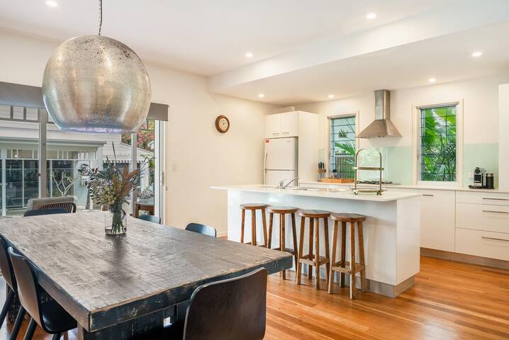 Aaman Villa – Luxury 3 Bedroom Home gallery image 4