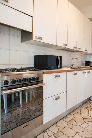 AGATA Flexyrent apartment gallery image 3