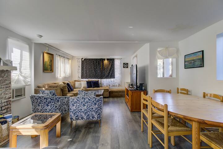 Stay on the best street in town! gallery image 5