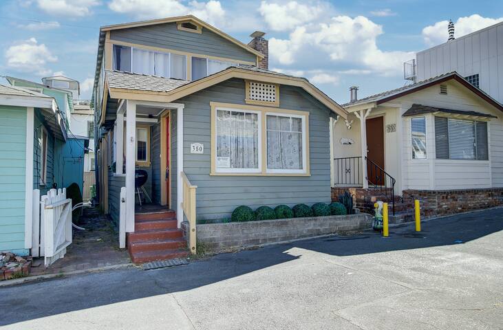 Stay on the best street in town! gallery image 2