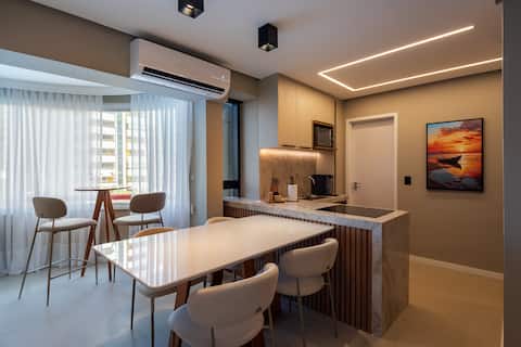 101 - Luxurious and Modern Apartment on Ponta Dareia Beach