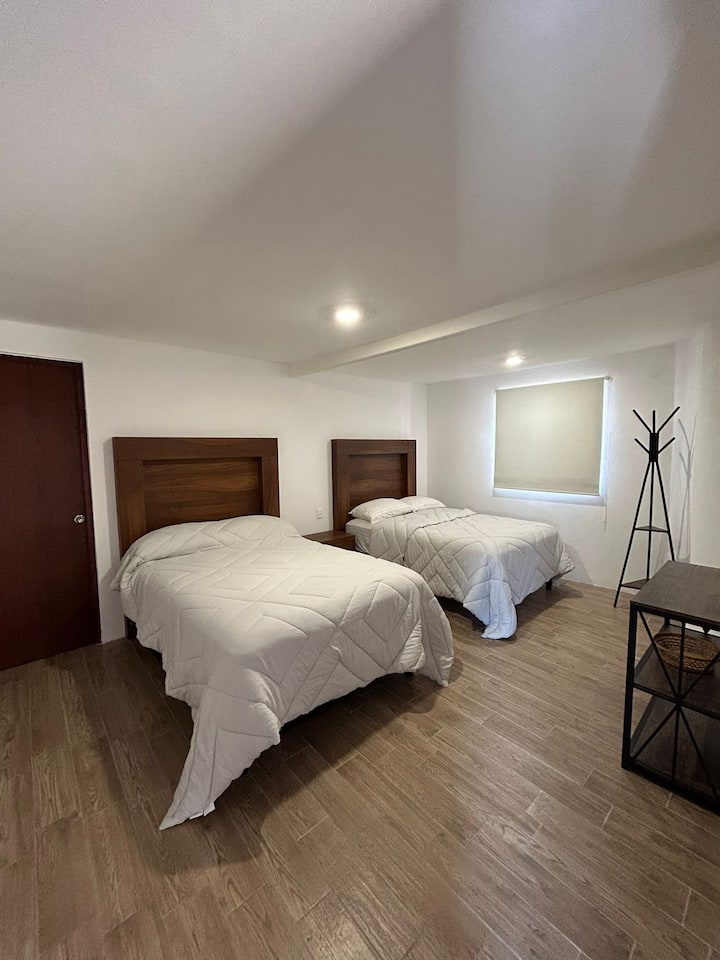 საძინებელი 1