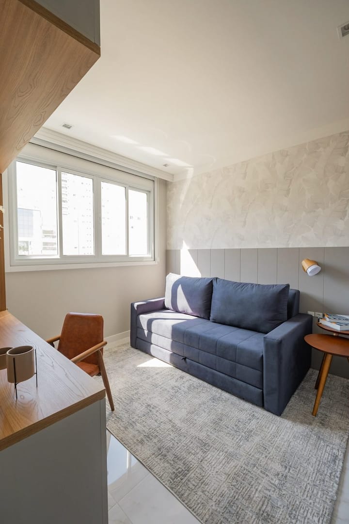 Ured (apartman 3) s kaučem na razvlačenje 