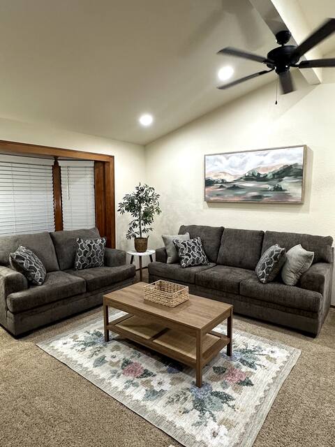 Popular Airbnb listing: Tranquil, Cozy, & Loved Retreat in Harlingen