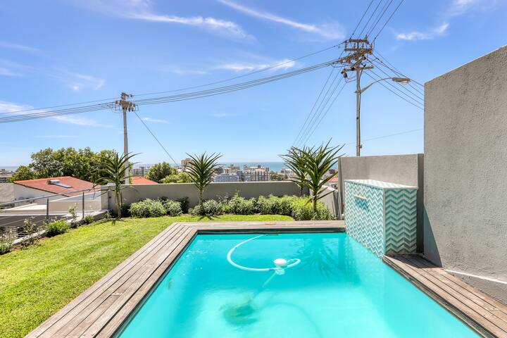 Seapoint Seaview Elegant Home gallery image 2