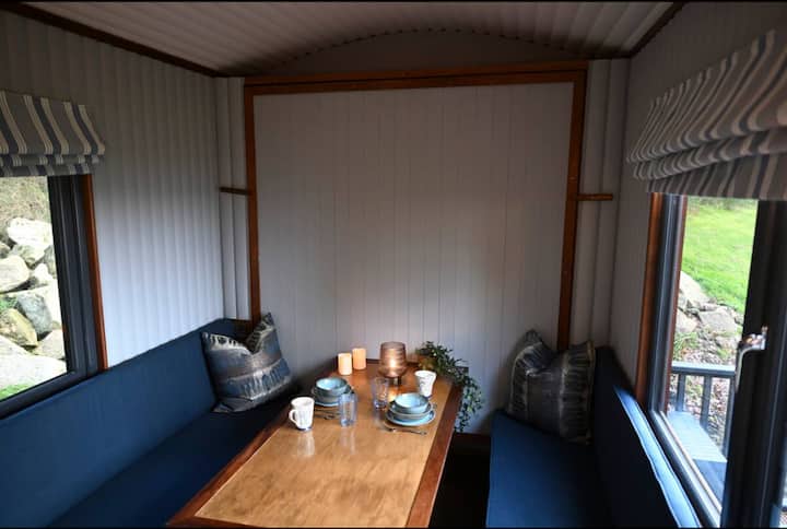 The Shepherd's Hut & Lake View - Irlanda