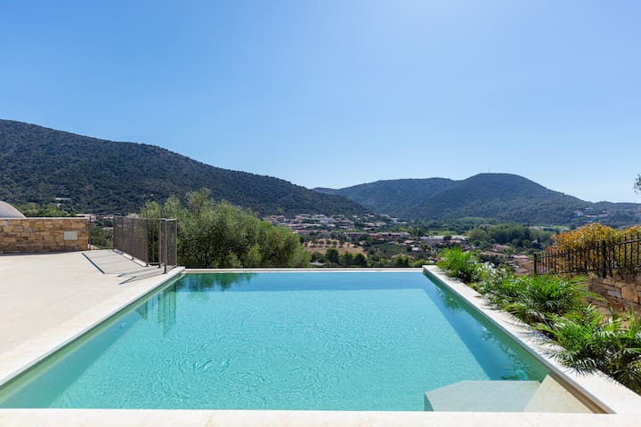chiavillas managed Airbnb listing 2