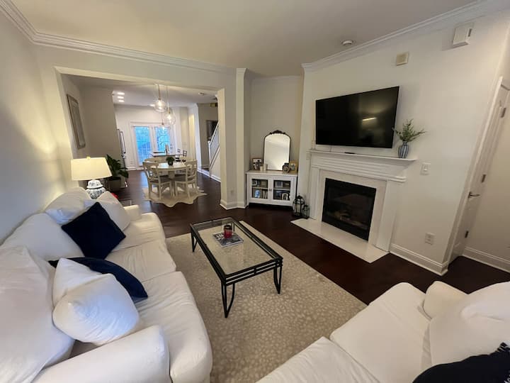 Townhome In Wesley Heights - Wesley Heights - Charlotte