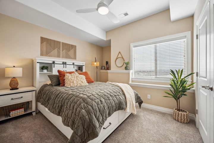 Quarto 2 com cama queen size