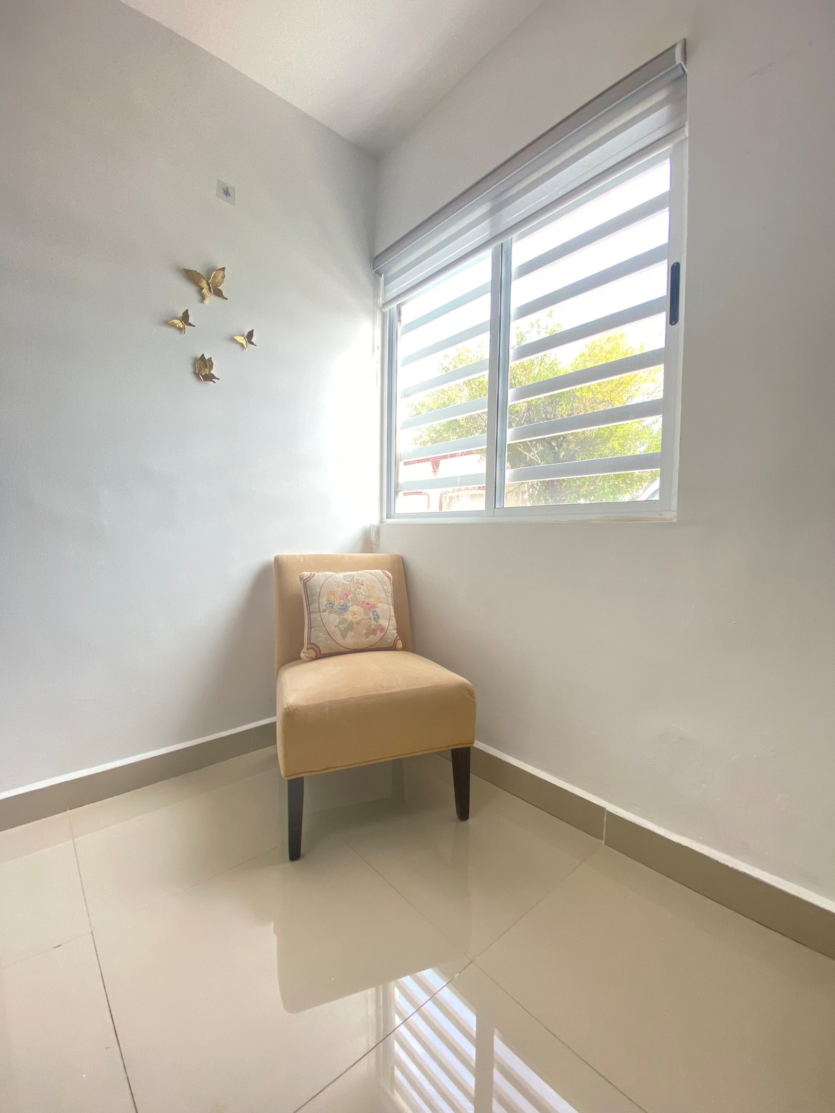 Propiedad de Airbnb exitosa: Luxe Downtown Apartment 5-15% en Monterrey