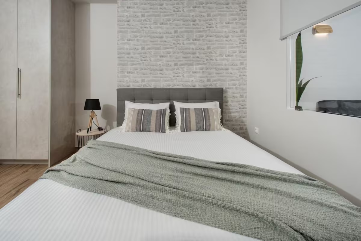 საძინებელი 1