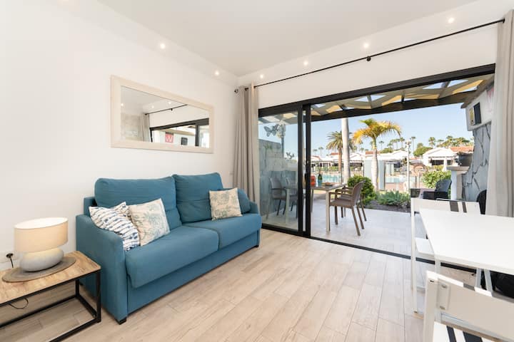 Luxury Pool Side Holiday Home - Gran Canaria