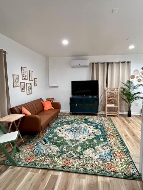 Popular Airbnb listing: Cozy Boho Studio in Winter Haven