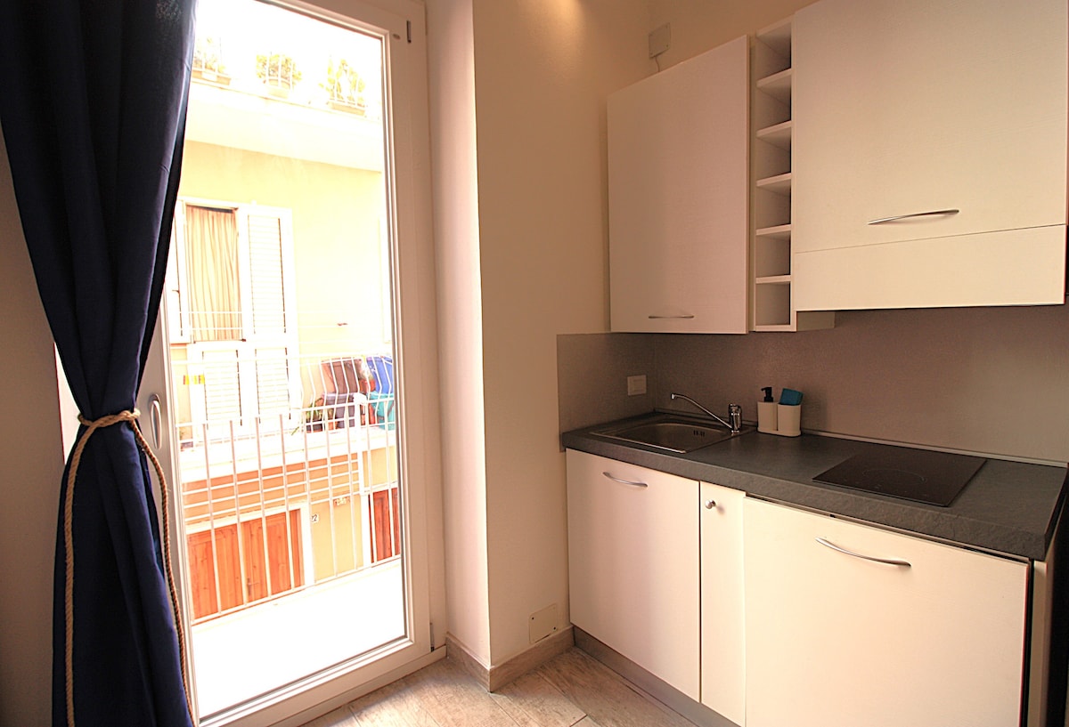 Popular Airbnb listing: Lungomare -Delightful SmallApartment in the Center in Carloforte