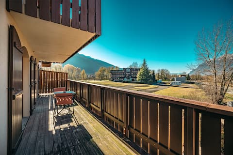 Apt 6 pers. at BASE CAMP LODGE