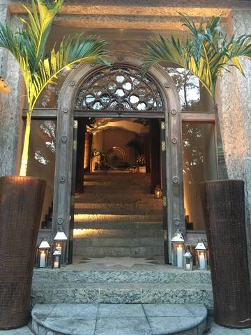 Mansão luxuoso vista panorâmica gallery image 4