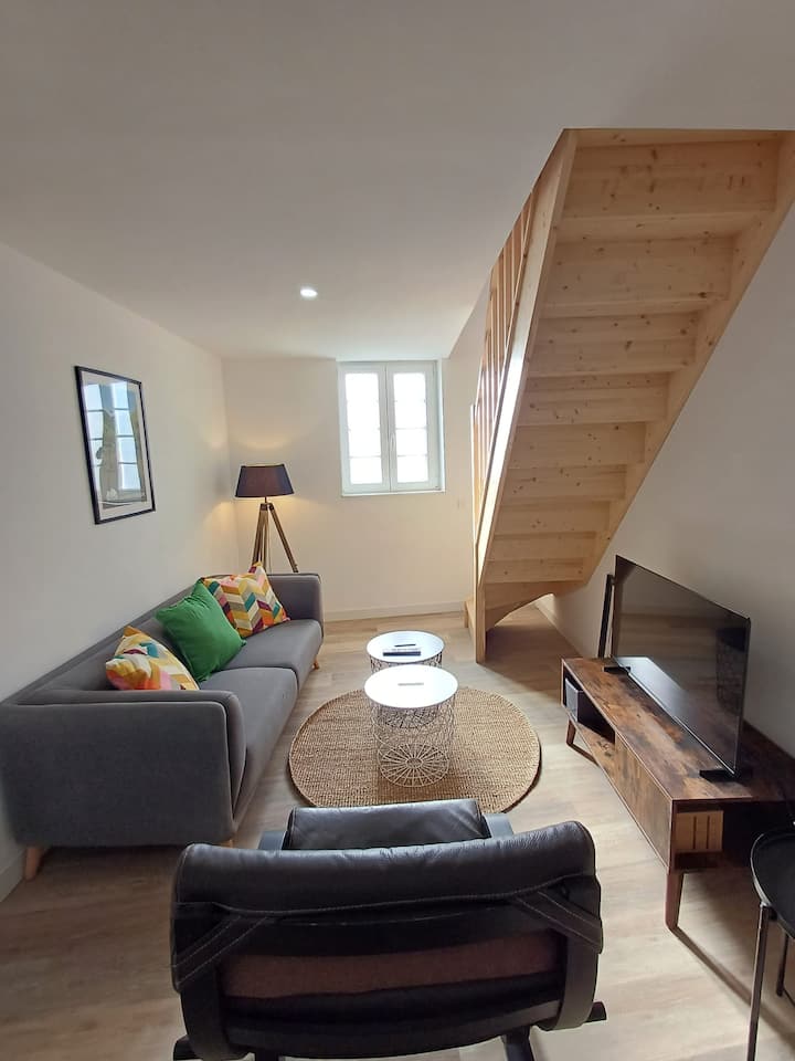 Duplex Chaumié, 4pers, Wifi, Parking Privée - Agen