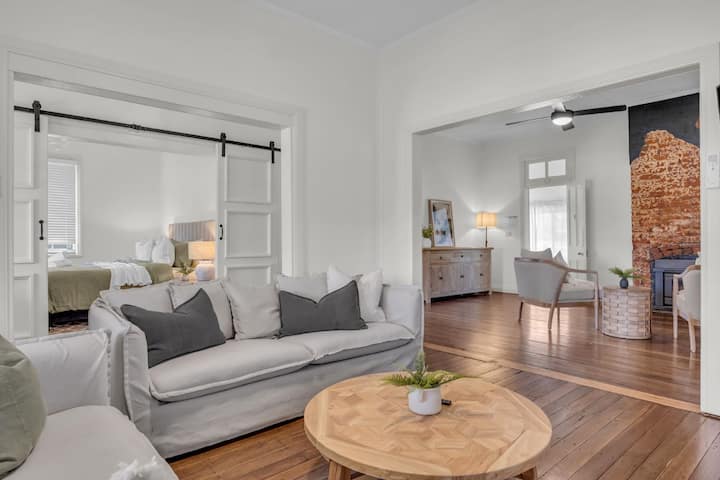 Settlers Cottage - Pet Friendly - Eden