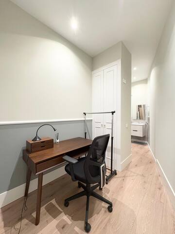 Alcalá Gate exquisite Luxury Seasonal gallery image 5