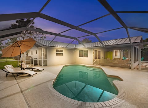 Horseshoe Haven - Two Suites, Pool and Game Room