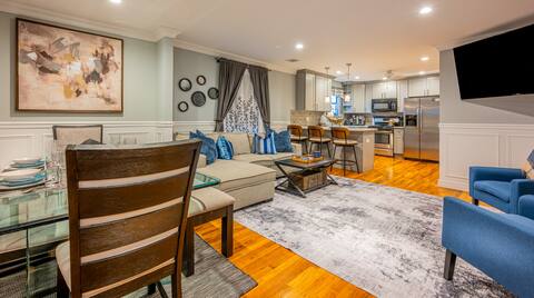 Luxury Home- Walking distance to UBS Arena/Belmont