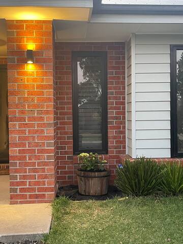 House in Armstrong Creek gallery image 5