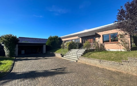 Vacation home large villa, exhibitor, fitter's house