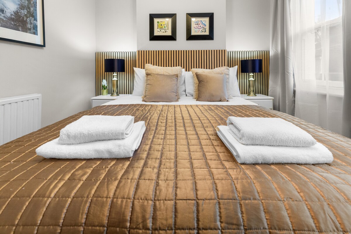 غرفة نوم 1 بسرير بحجم كينج. 